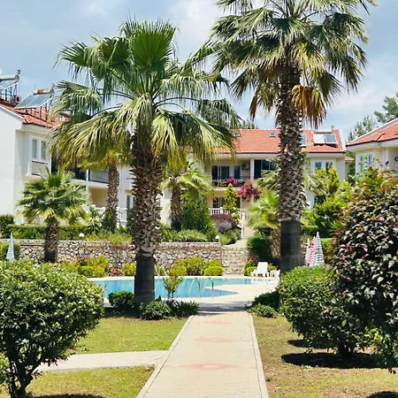 Mira With Pool In Oludeniz 费特希耶