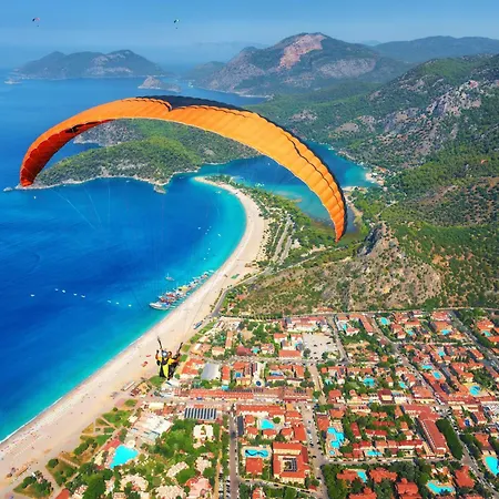 Mira With Pool In Oludeniz * 费特希耶