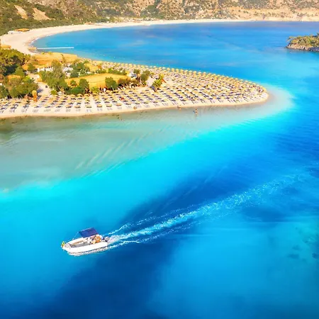 Mira With Pool In Oludeniz * 费特希耶